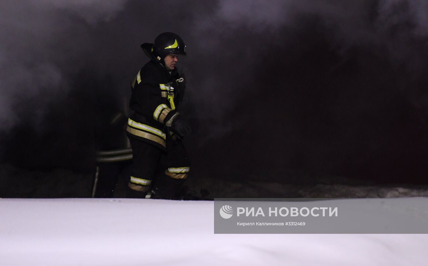 Пожар на прогулочном теплоходе в Москве