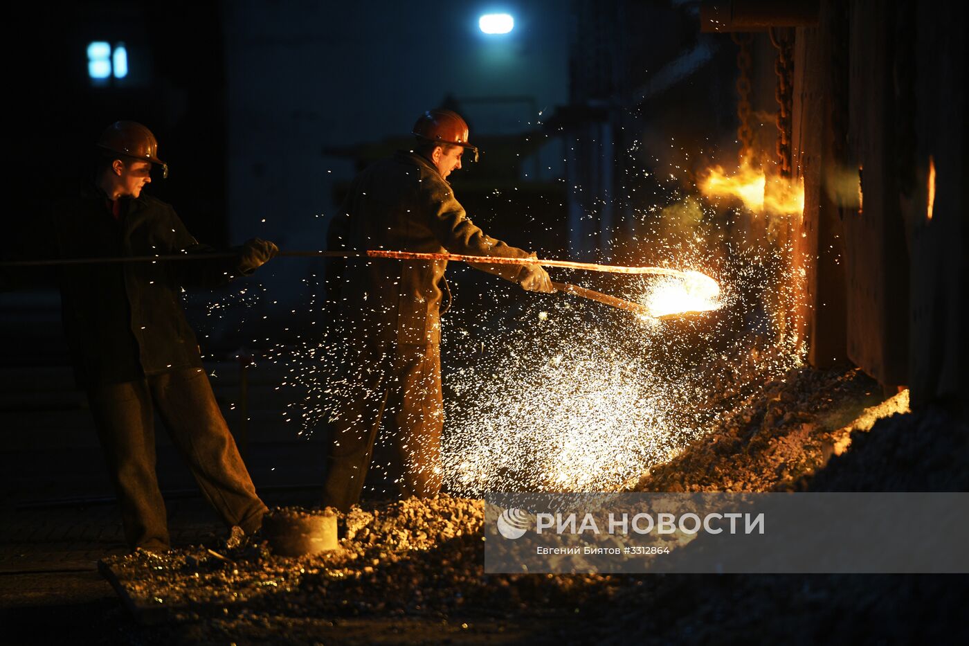 Выксунский металлургический завод