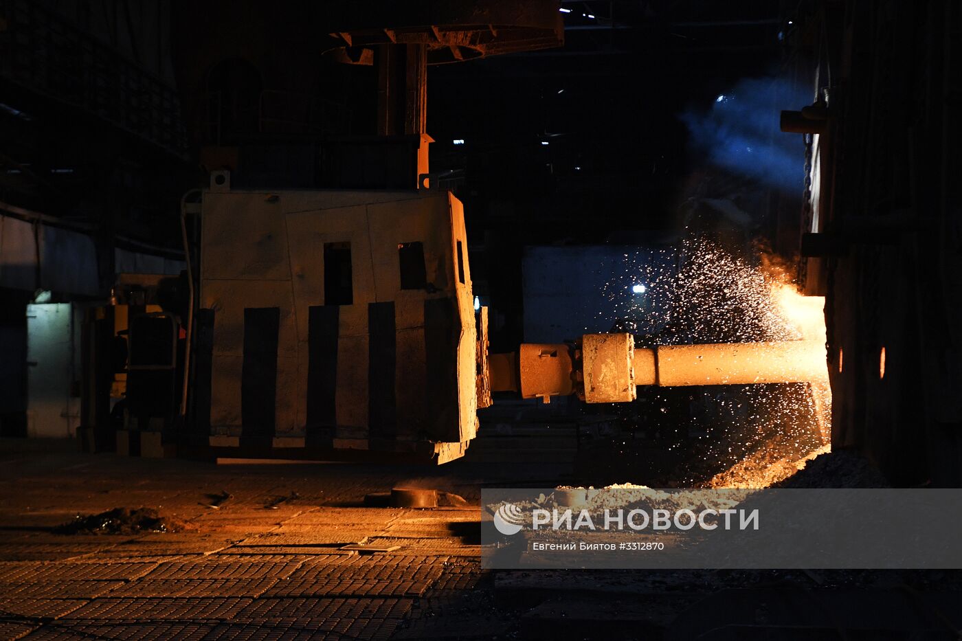 Выксунский металлургический завод