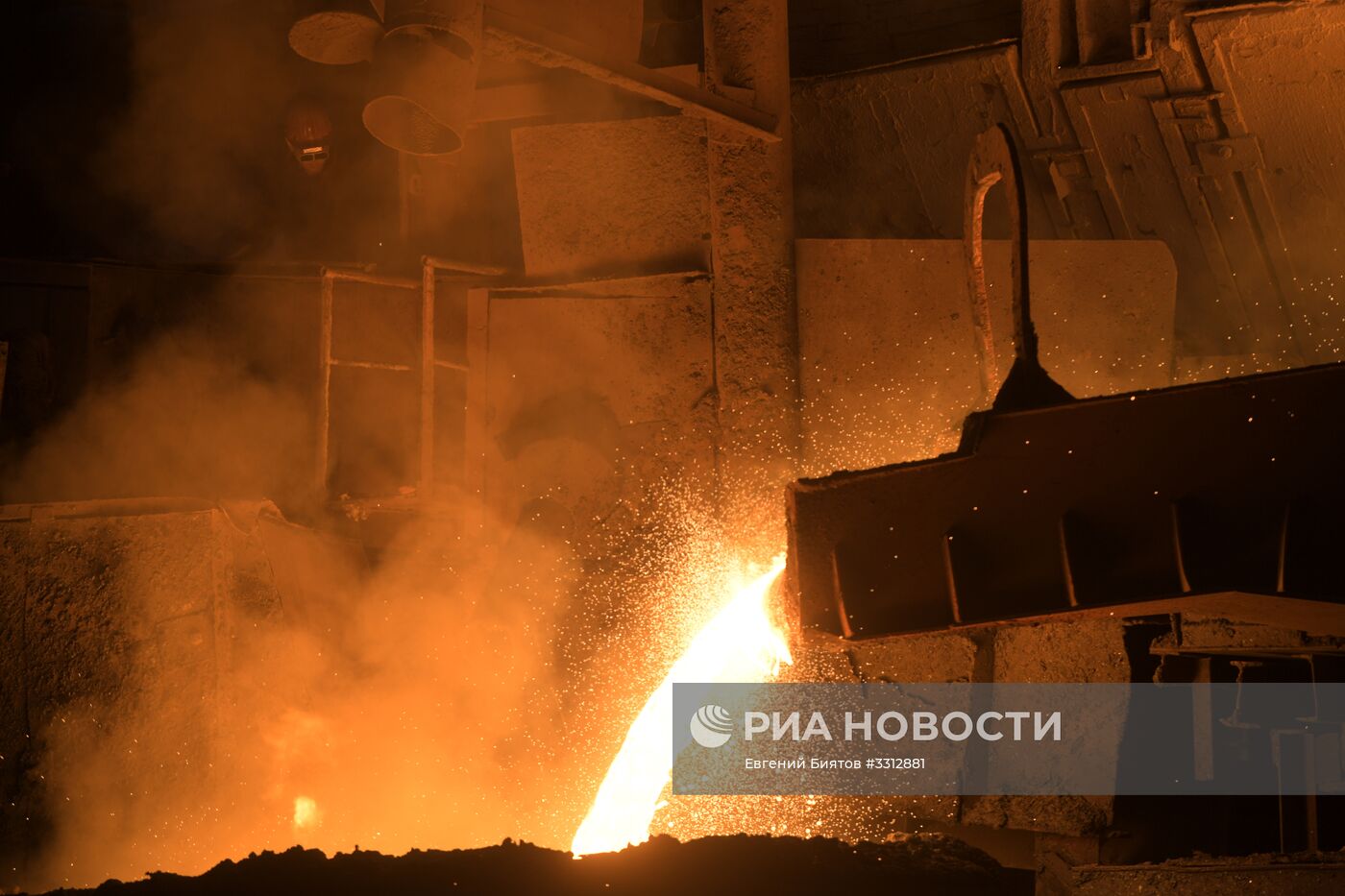 Выксунский металлургический завод