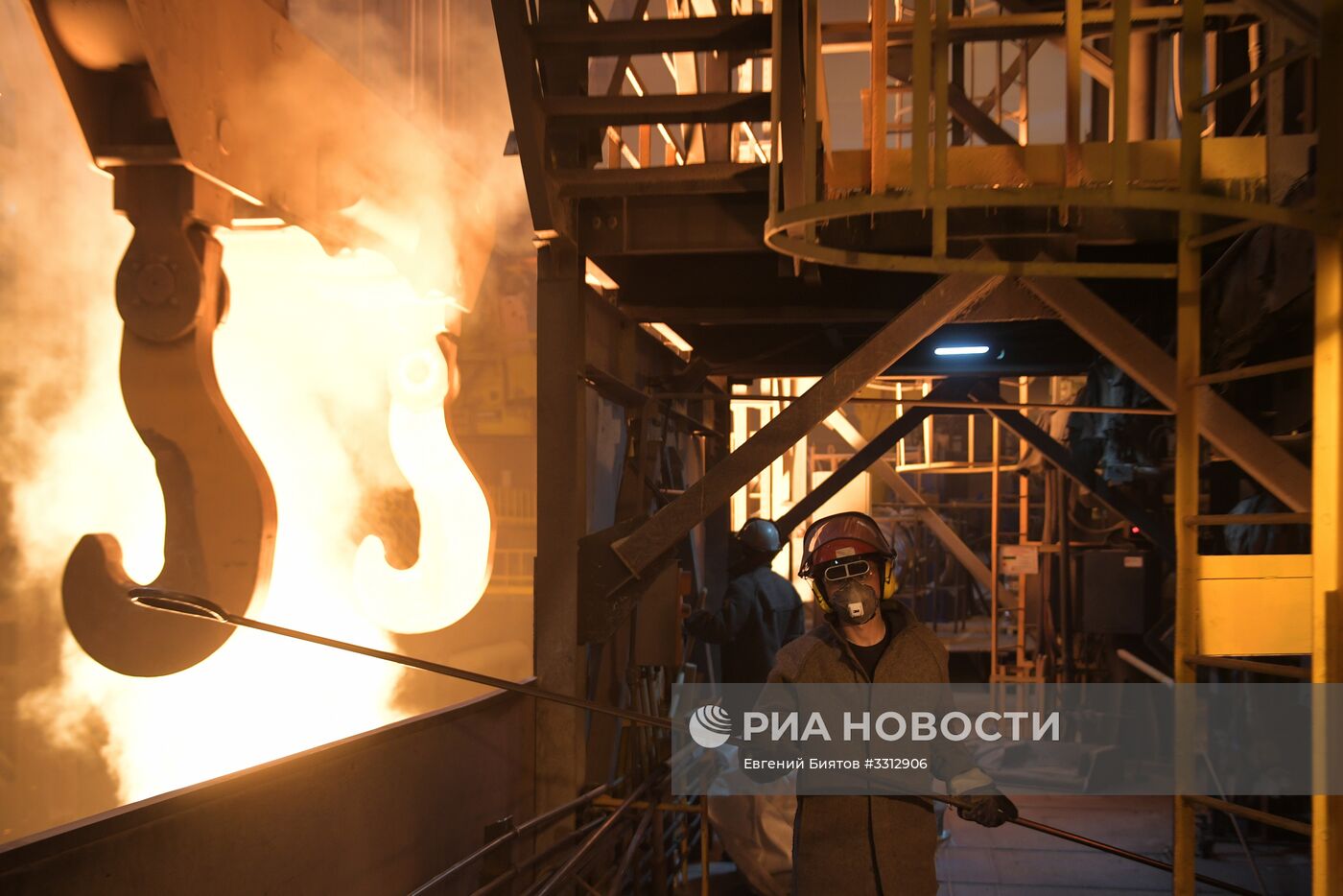Выксунский металлургический завод