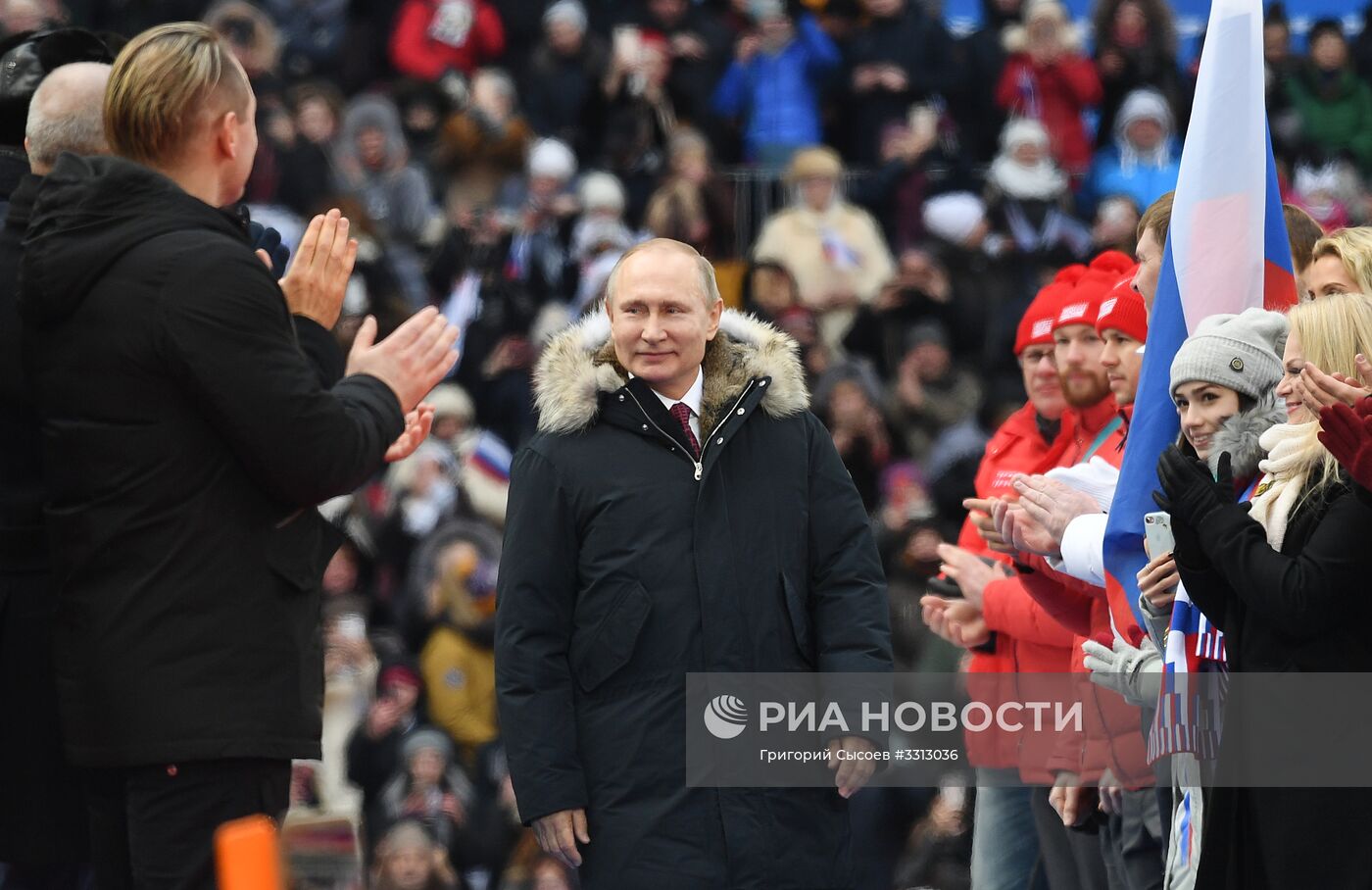 Митинг в поддержку кандидата в президенты РФ В. Путина