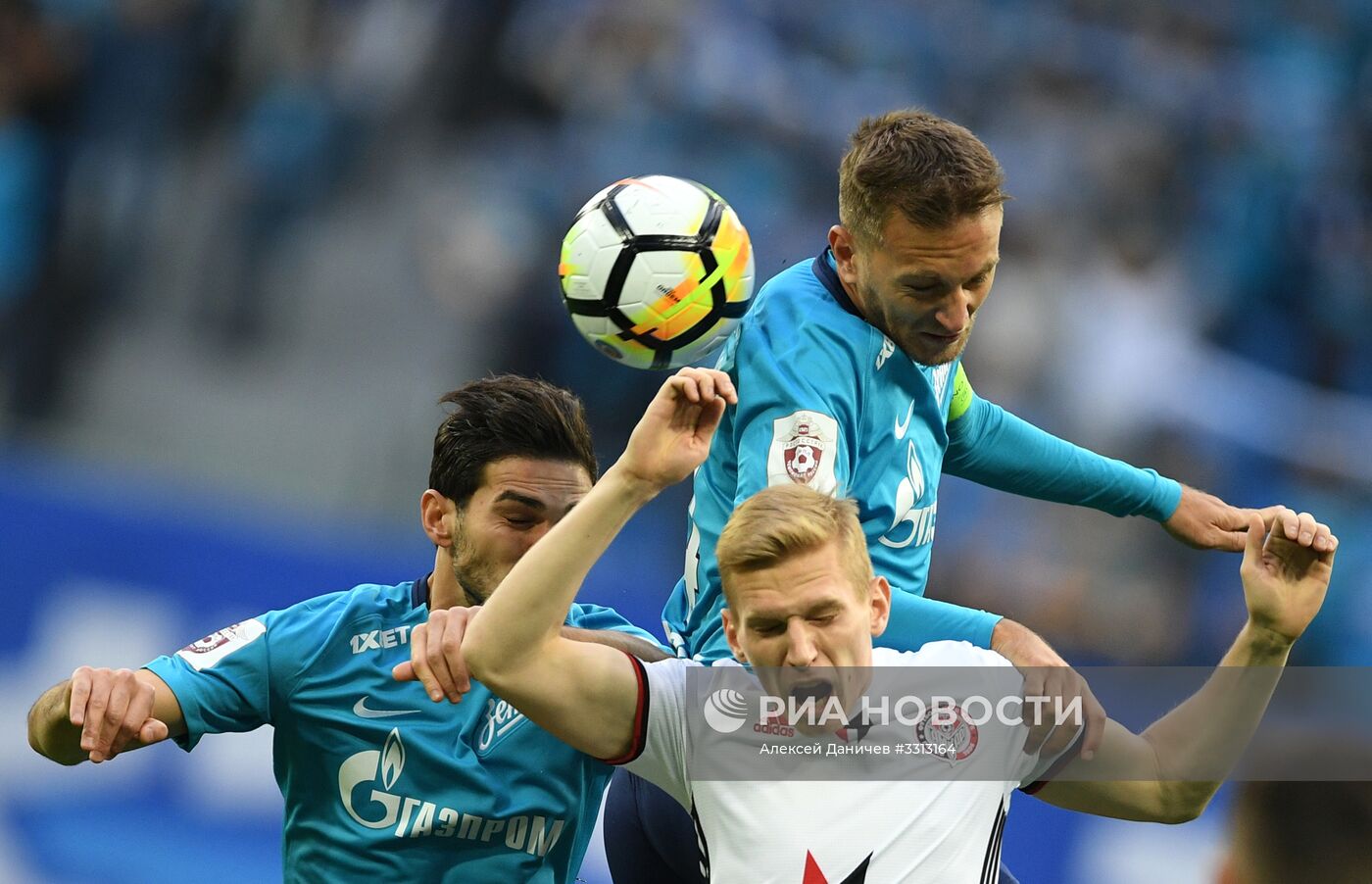 Футбол. РФПЛ. Матч "Зенит" - "Амкар"