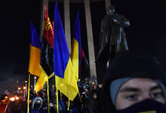 Марш националистов во Львове