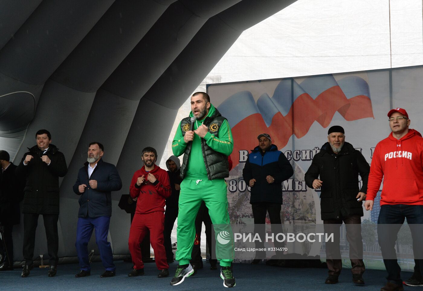 Акция "Межнациональная зарядка 180318: выбор чемпионов!" в Грозном