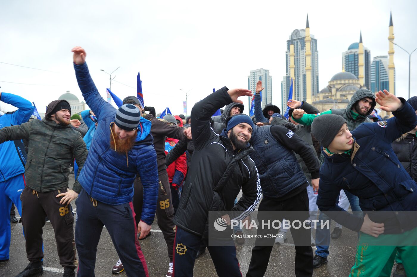 Акция "Межнациональная зарядка 180318: выбор чемпионов!" в Грозном