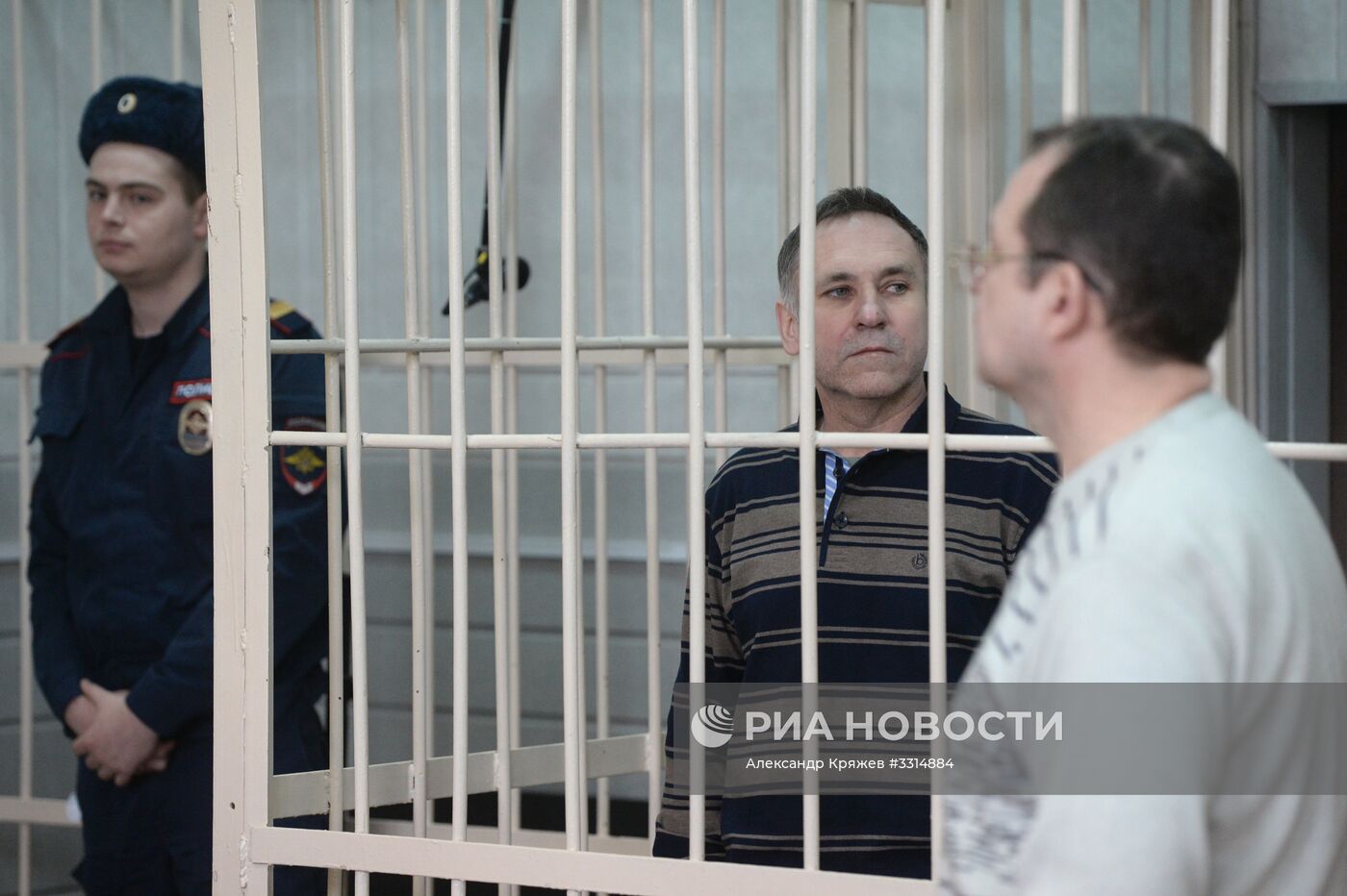 Оглашение приговора жителю Новосибирска Е. Чуплинскому