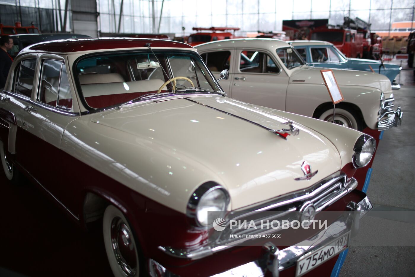 27-я выставка старинных автомобилей "Олдтаймер-Галерея"