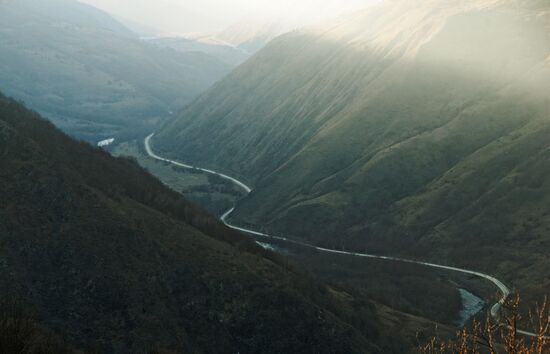 Вертолет Ми-8 потерпел крушение в Чечне