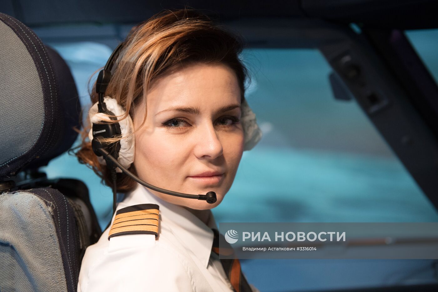 "Неженская" профессия. Командир воздушного судна Airbus A320 Мария Уваровская