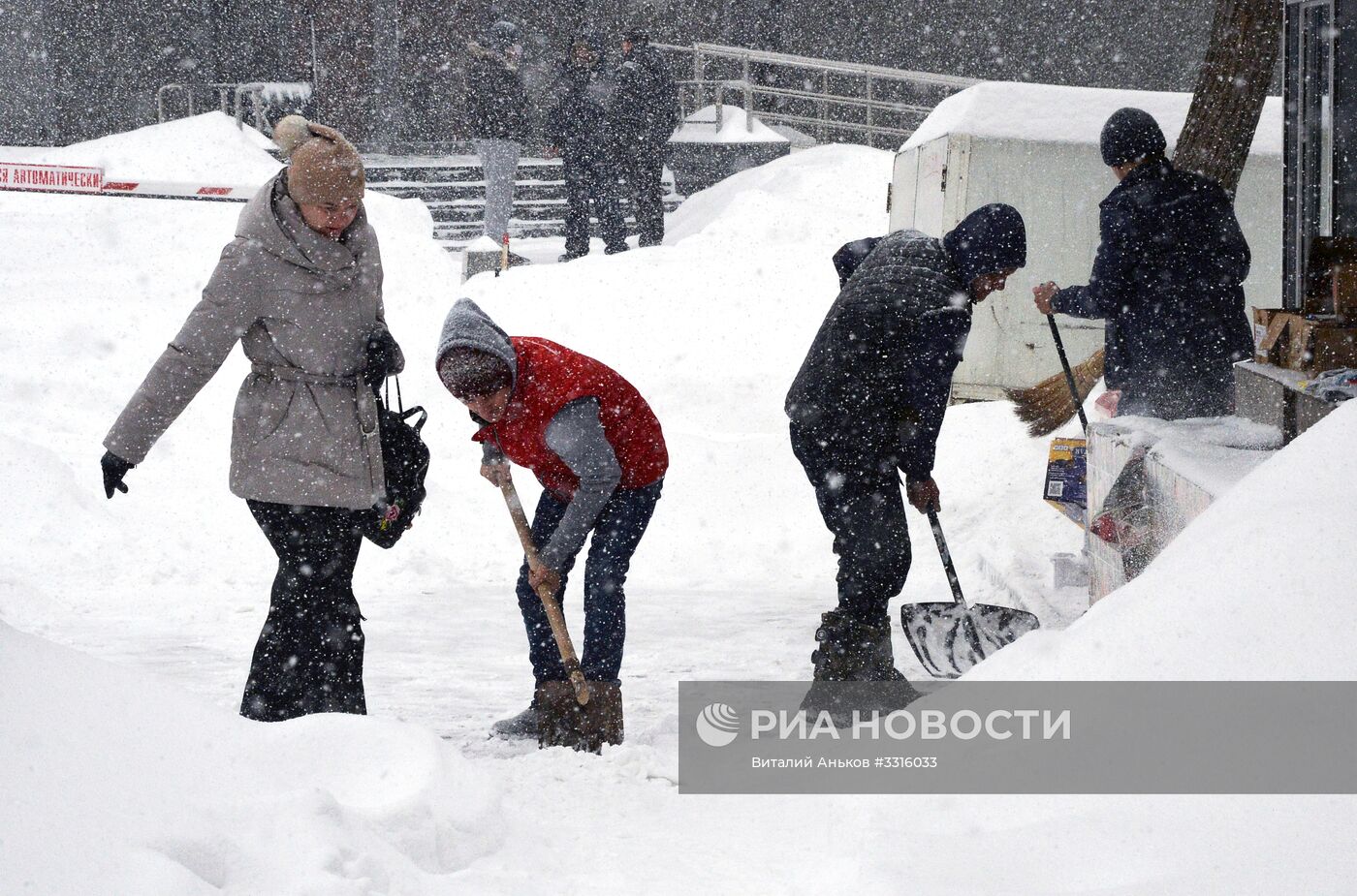 Снегопад во Владивостоке