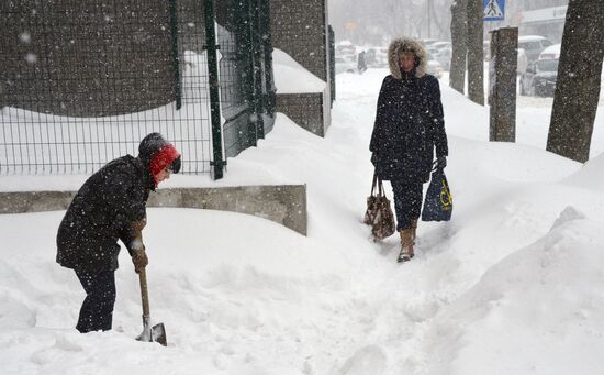 Снегопад во Владивостоке