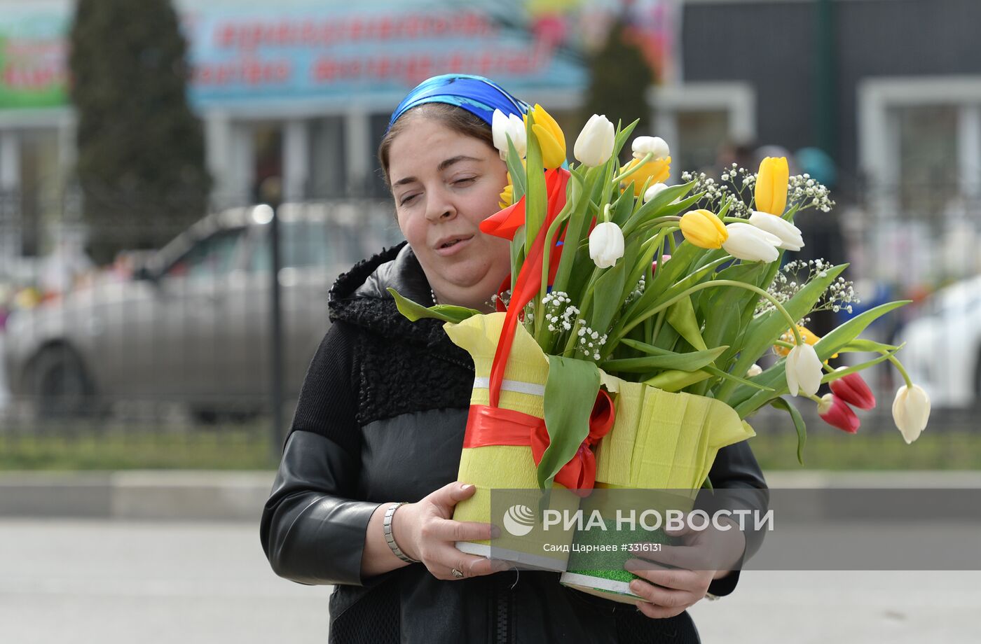 Празднование 8 Марта в городах России