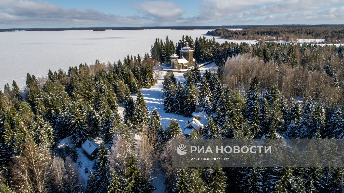 Мужской монастырь Свято-Ильинская Водлозерская пустынь