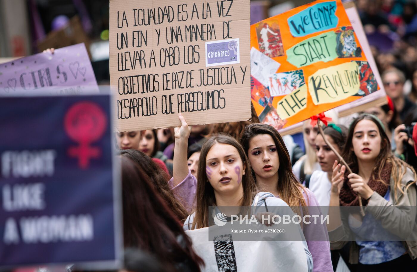 Акция протеста женщин в Барселоне