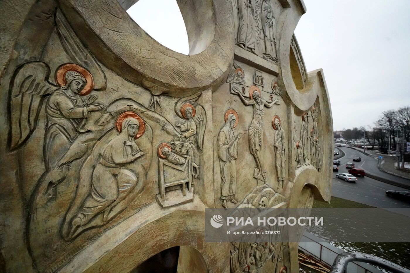 Установка памятника Александру Невскому в Калининграде