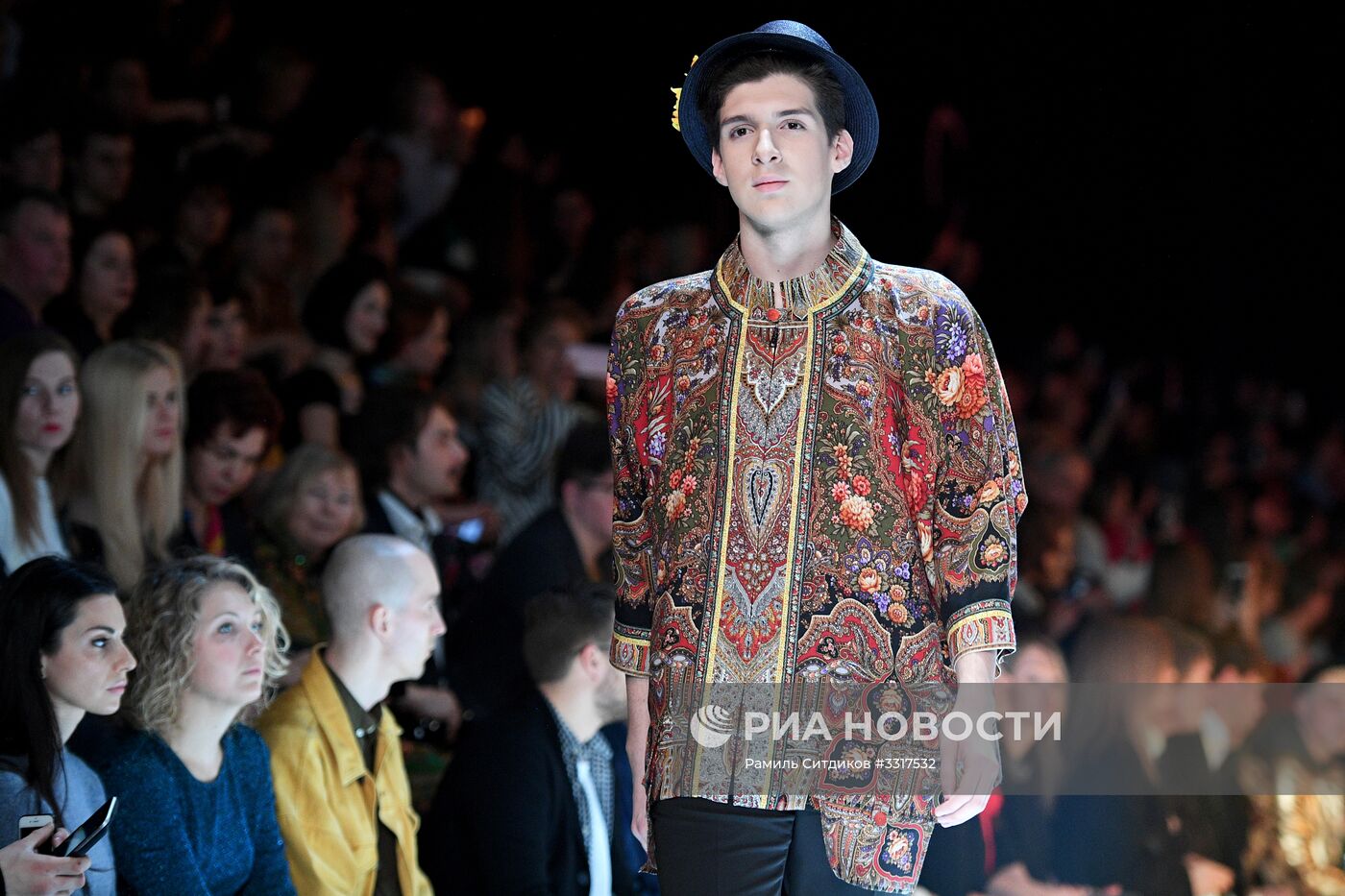 Mercedes-Benz Fashion Week Russia. День первый