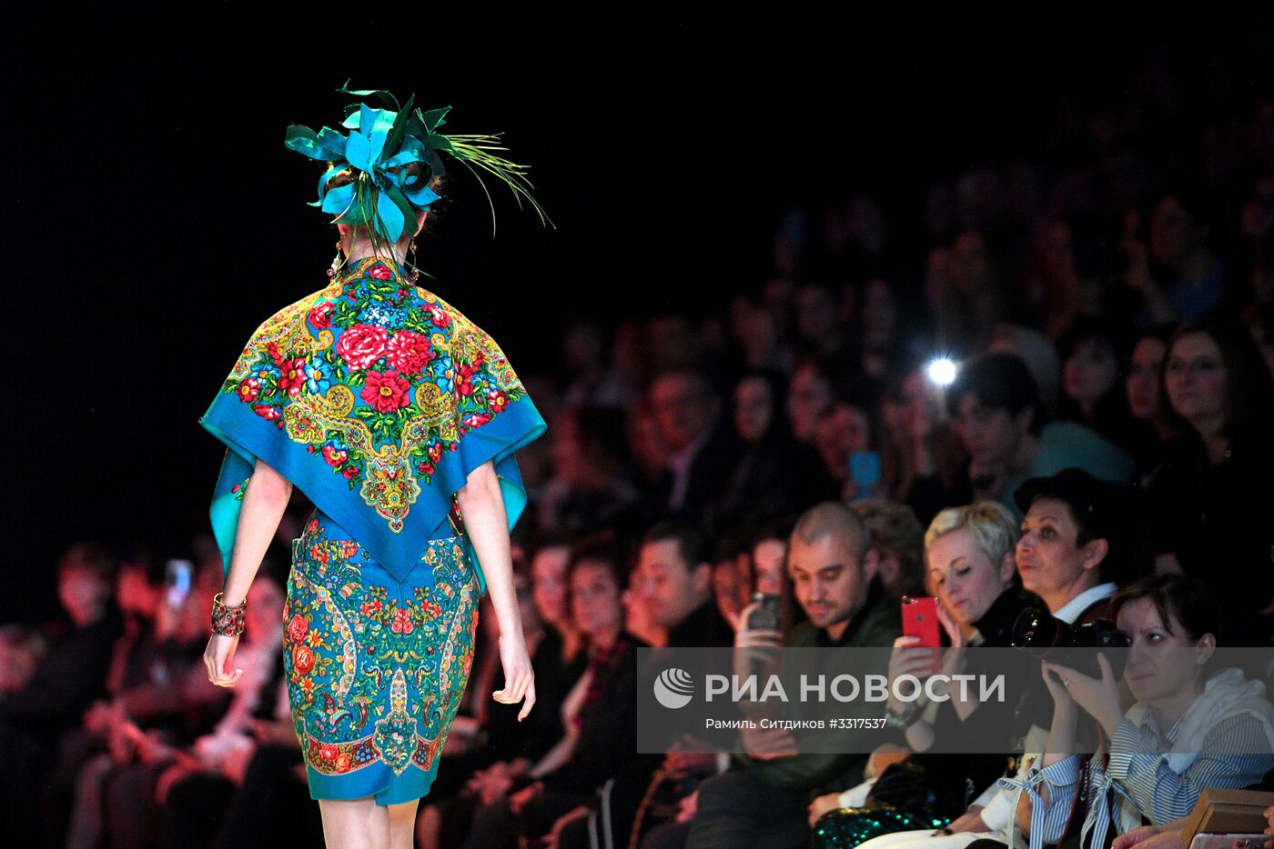 Mercedes-Benz Fashion Week Russia. День первый