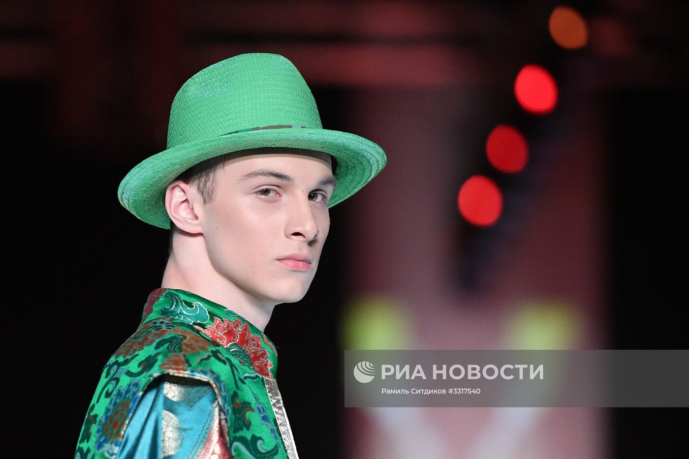 Mercedes-Benz Fashion Week Russia. День первый