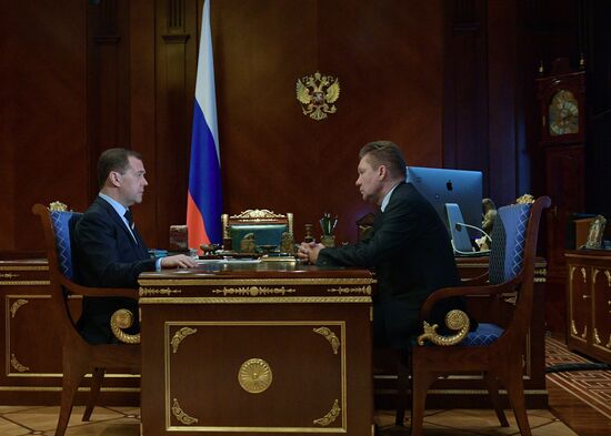 Премьер-министр РФ Д. Медведев встретился с главой "Газпрома" А. Миллером