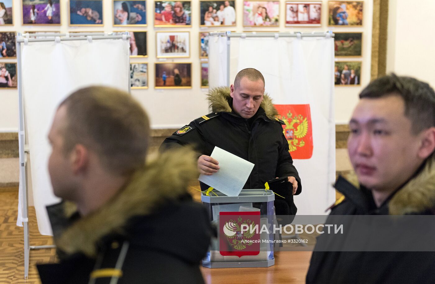 Досрочное голосование военнослужащих в Севастополе