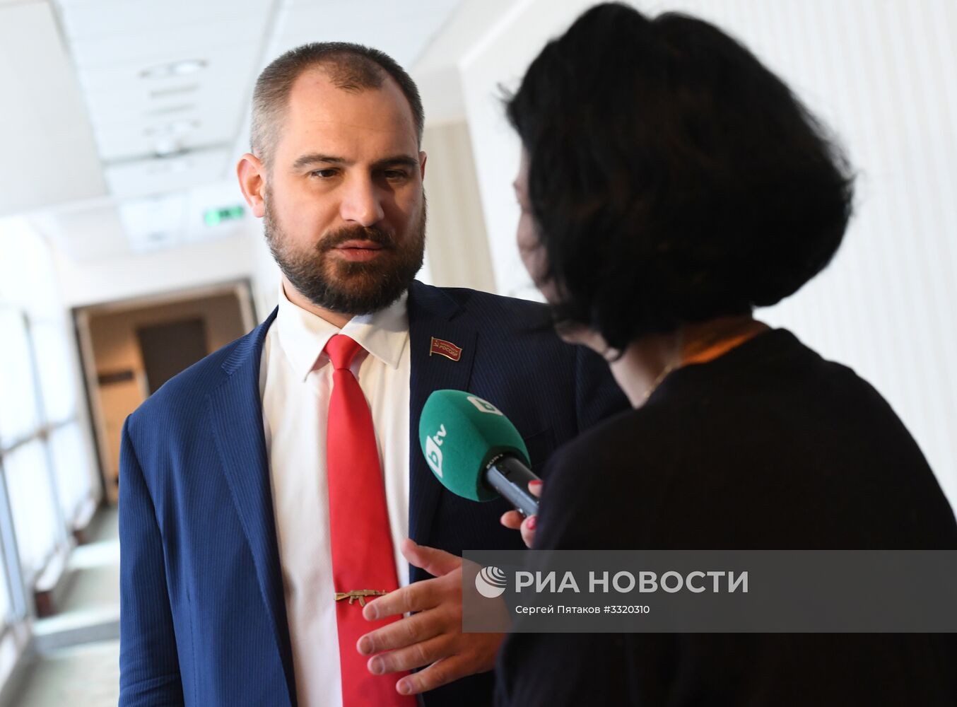 Встреча кандидата в президенты РФ М. Сурайкина с иностранными журналистами