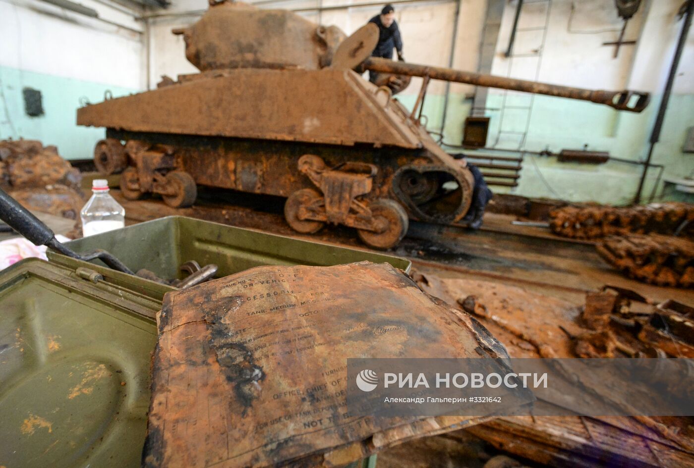 Реконструкция американского танка Sherman в Ленинградской области