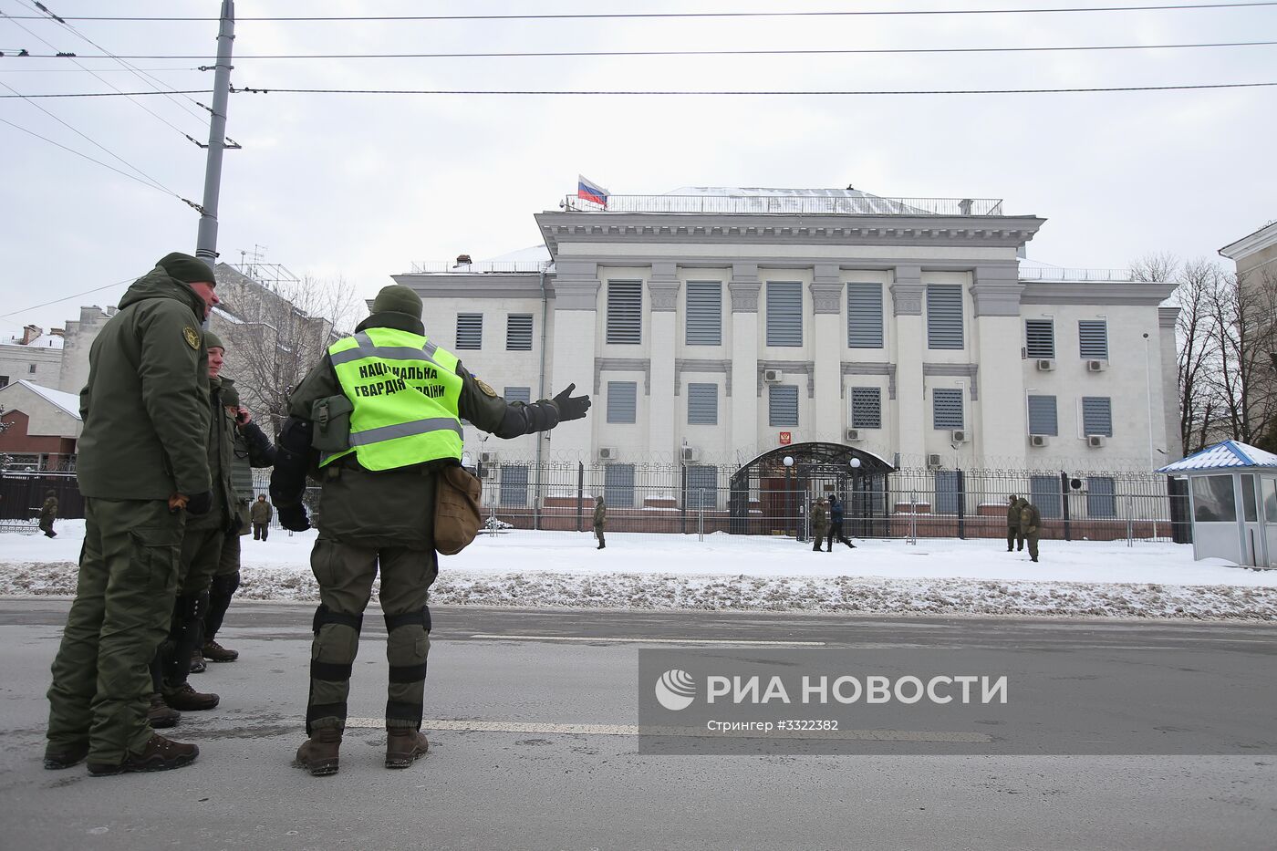 На Украине россиян не пускают на избирательные участки