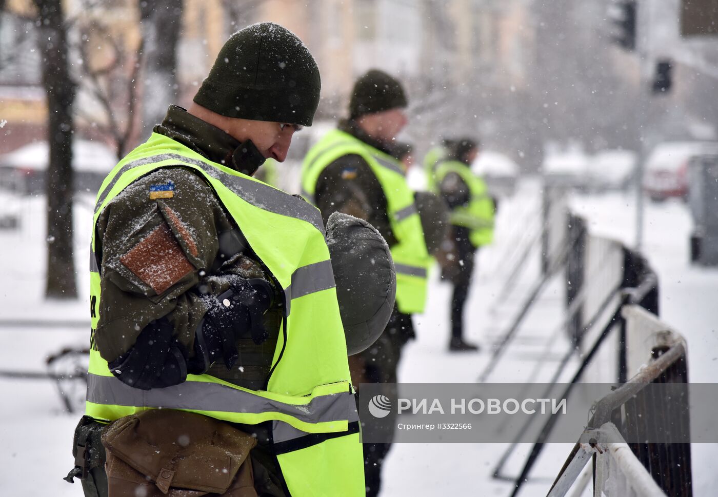 На Украине россиян не пускают на избирательные участки