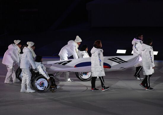 Церемония закрытия XII зимних Паралимпийских игр