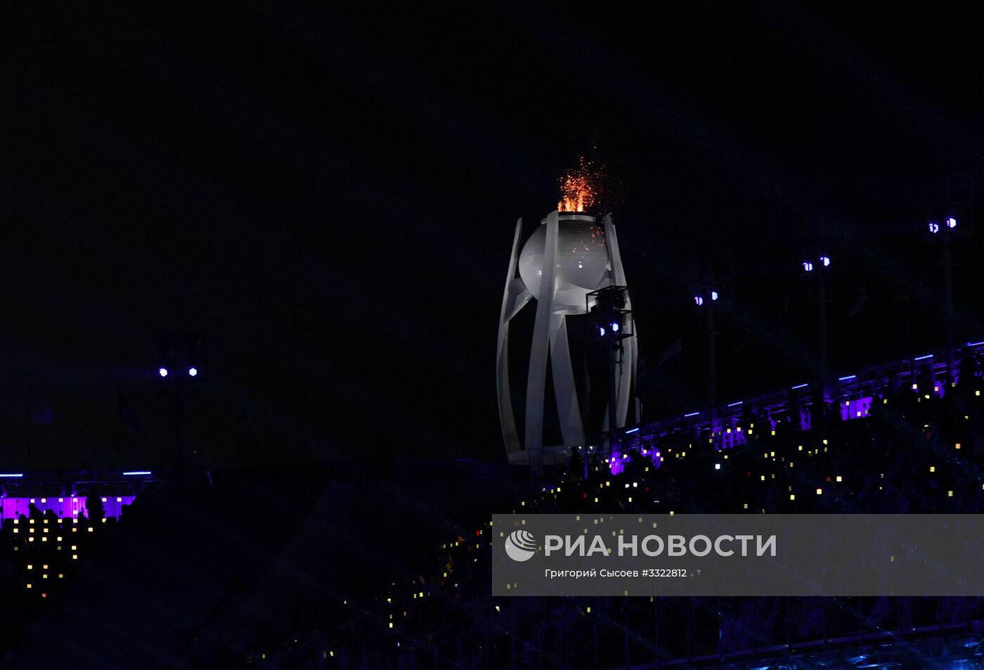 Церемония закрытия XII зимних Паралимпийских игр