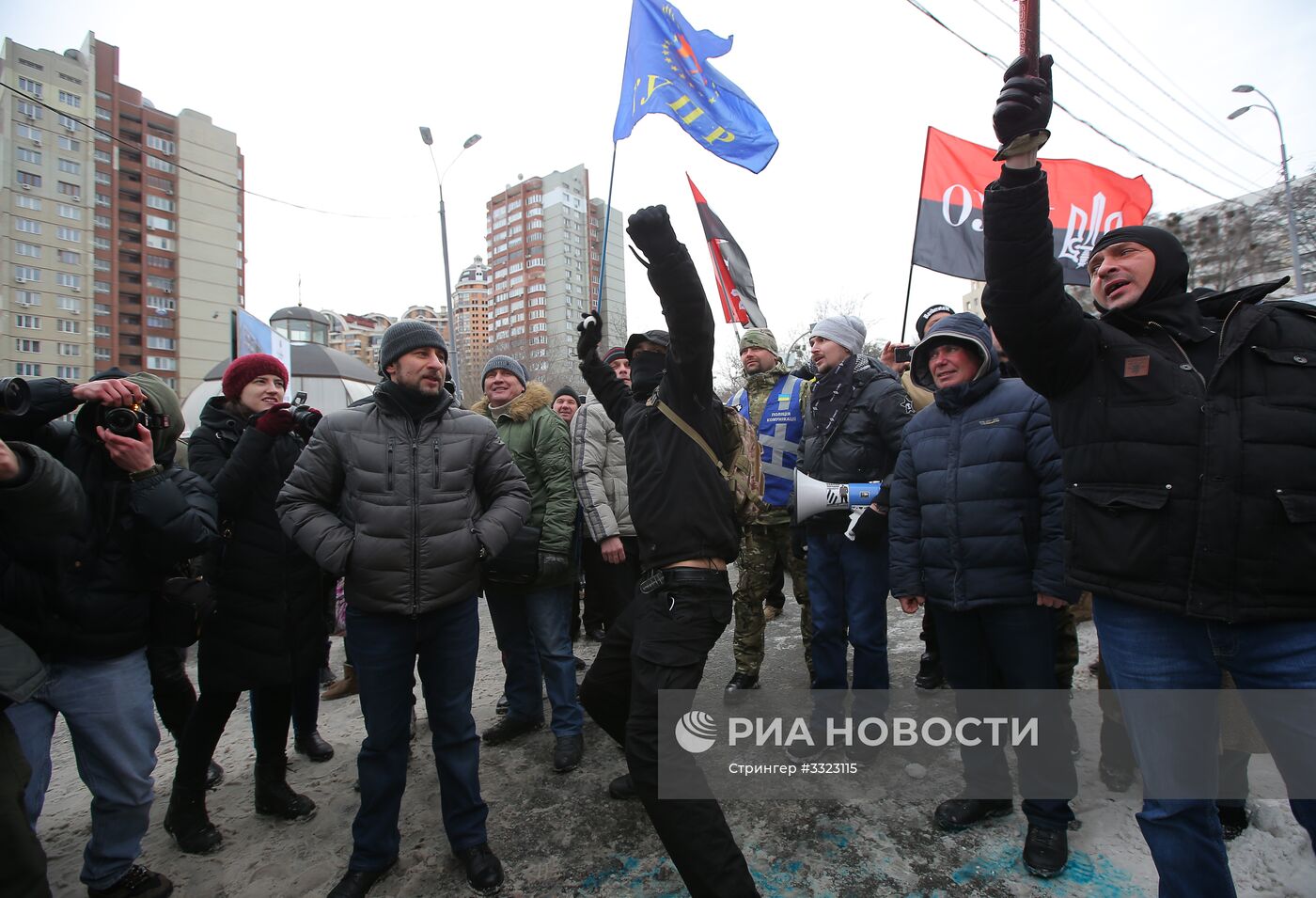 На Украине россиян не пускают на избирательные участки