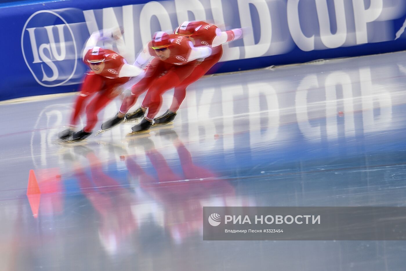 Конькобежный спорт. Финал Кубка мира. Второй день