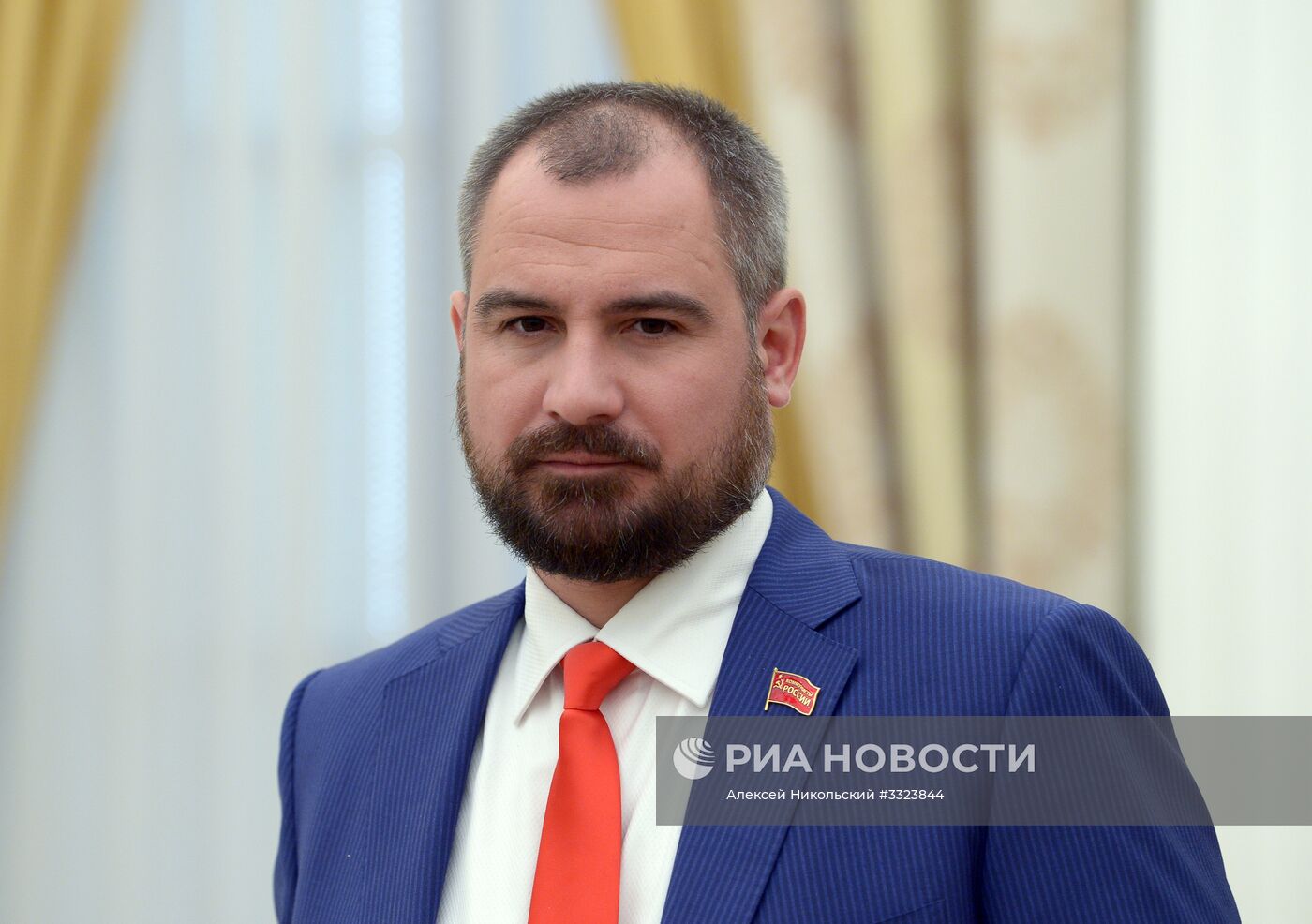 Президент РФ В. Путин встретился с кандидатами на должность президента РФ