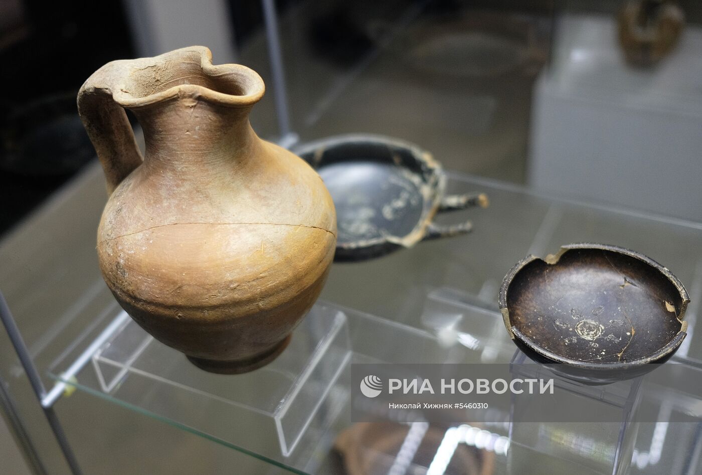 Выставка артефактов, найденных при строительстве Крымского моста