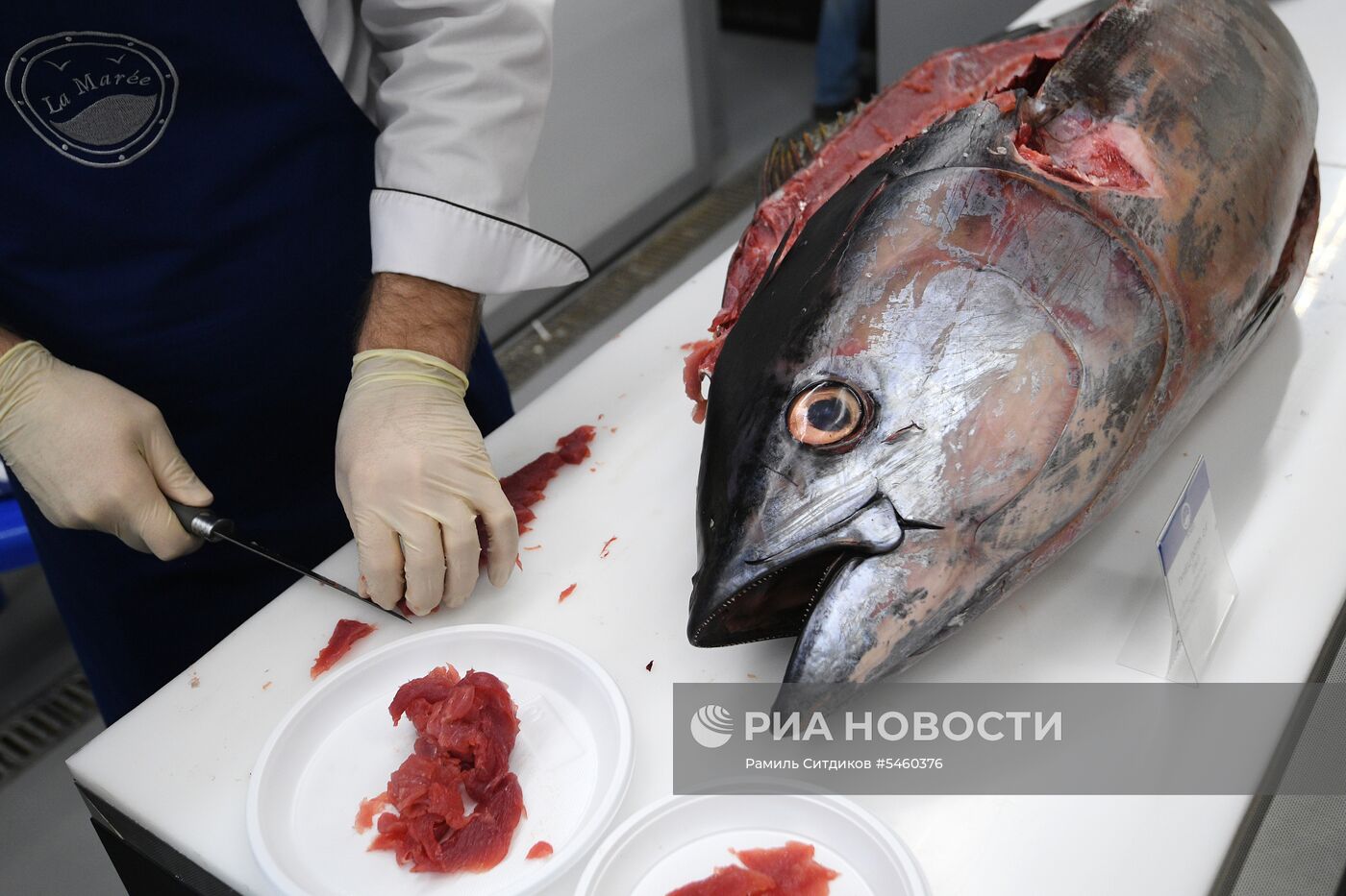 Открытие Велозаводского рынка в Москве после реконструкции