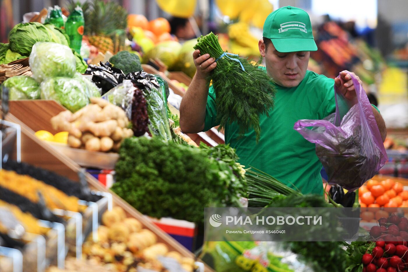 Открытие Велозаводского рынка в Москве после реконструкции