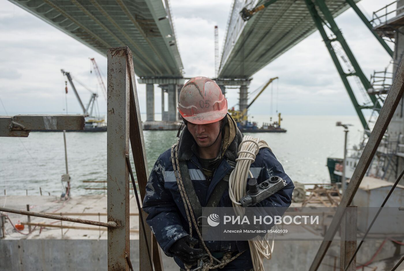 Строительство Крымского моста