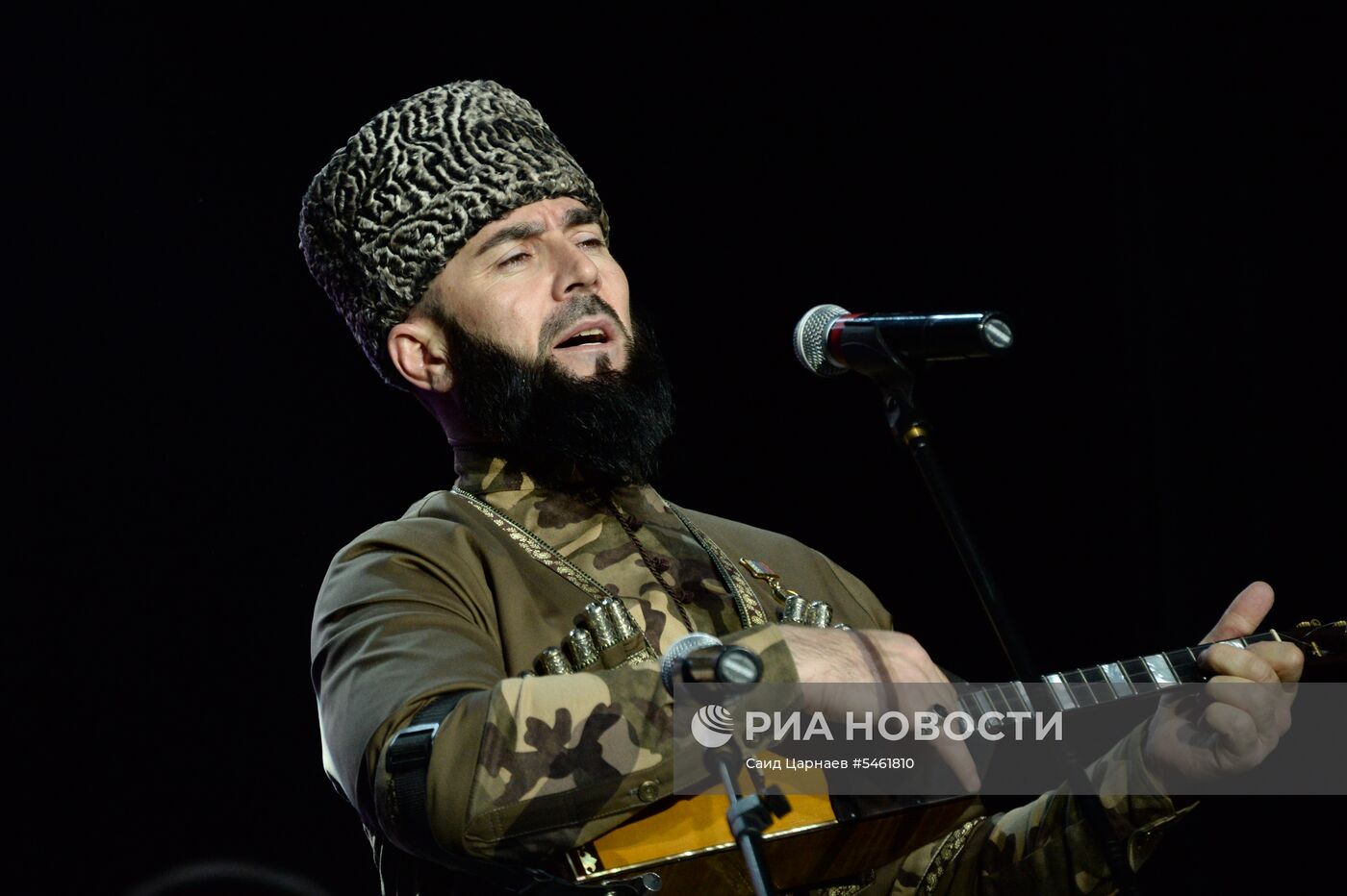 Празднование Дня конституции Чеченской Республики в Грозном