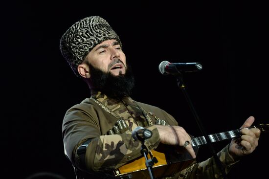 Празднование Дня конституции Чеченской Республики в Грозном