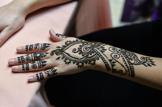 Фестиваль красок Холи-Мела