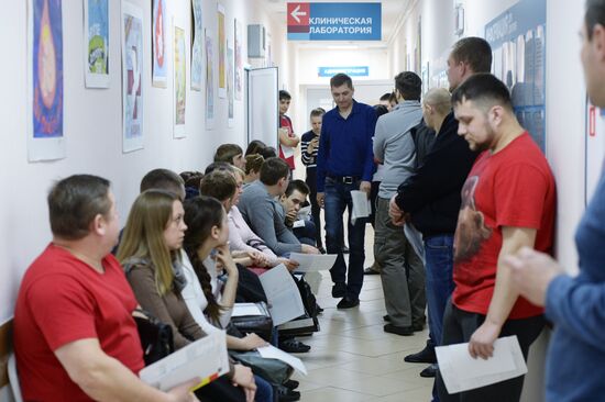 Сдача крови для пострадавших при пожаре в ТЦ "Зимняя вишня" 