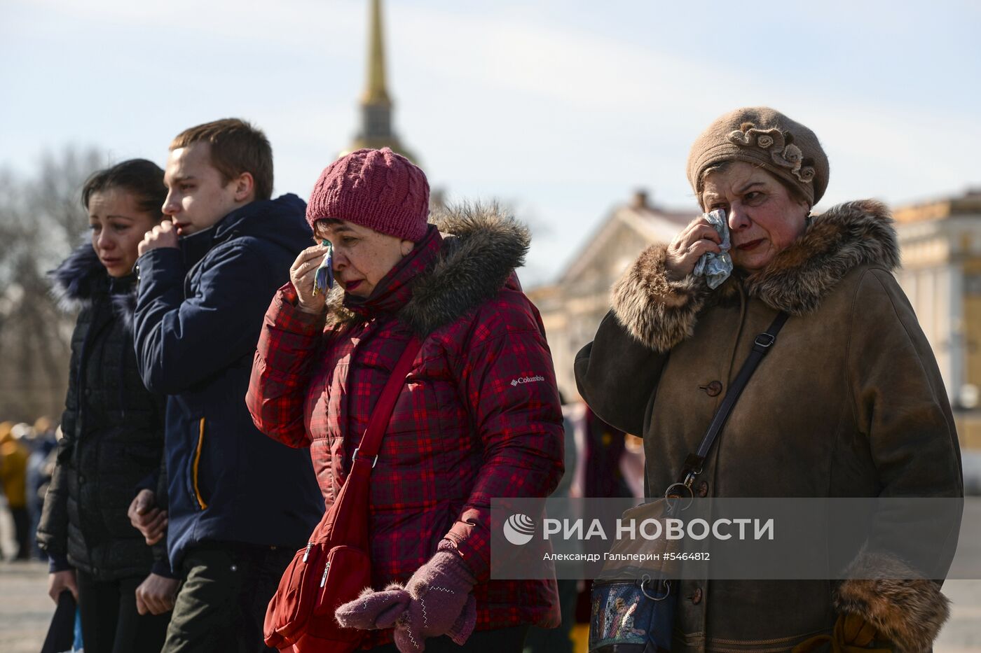 Акции в память о погибших при пожаре в ТЦ "Зимняя вишня"
