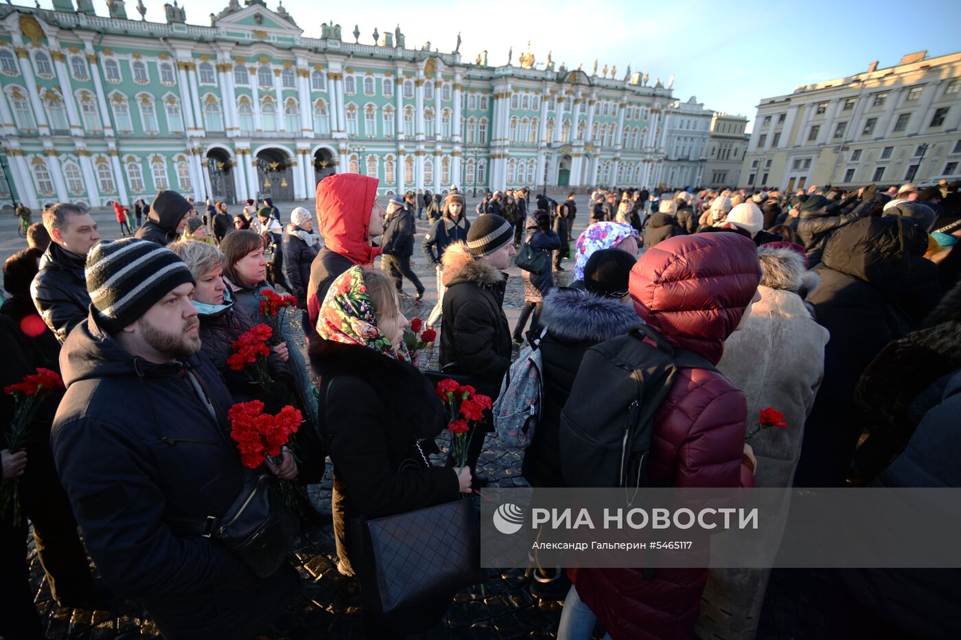 Акции в память о погибших при пожаре в ТЦ "Зимняя вишня" Акции в память о погибших при пожаре в ТЦ "Зимняя вишня"