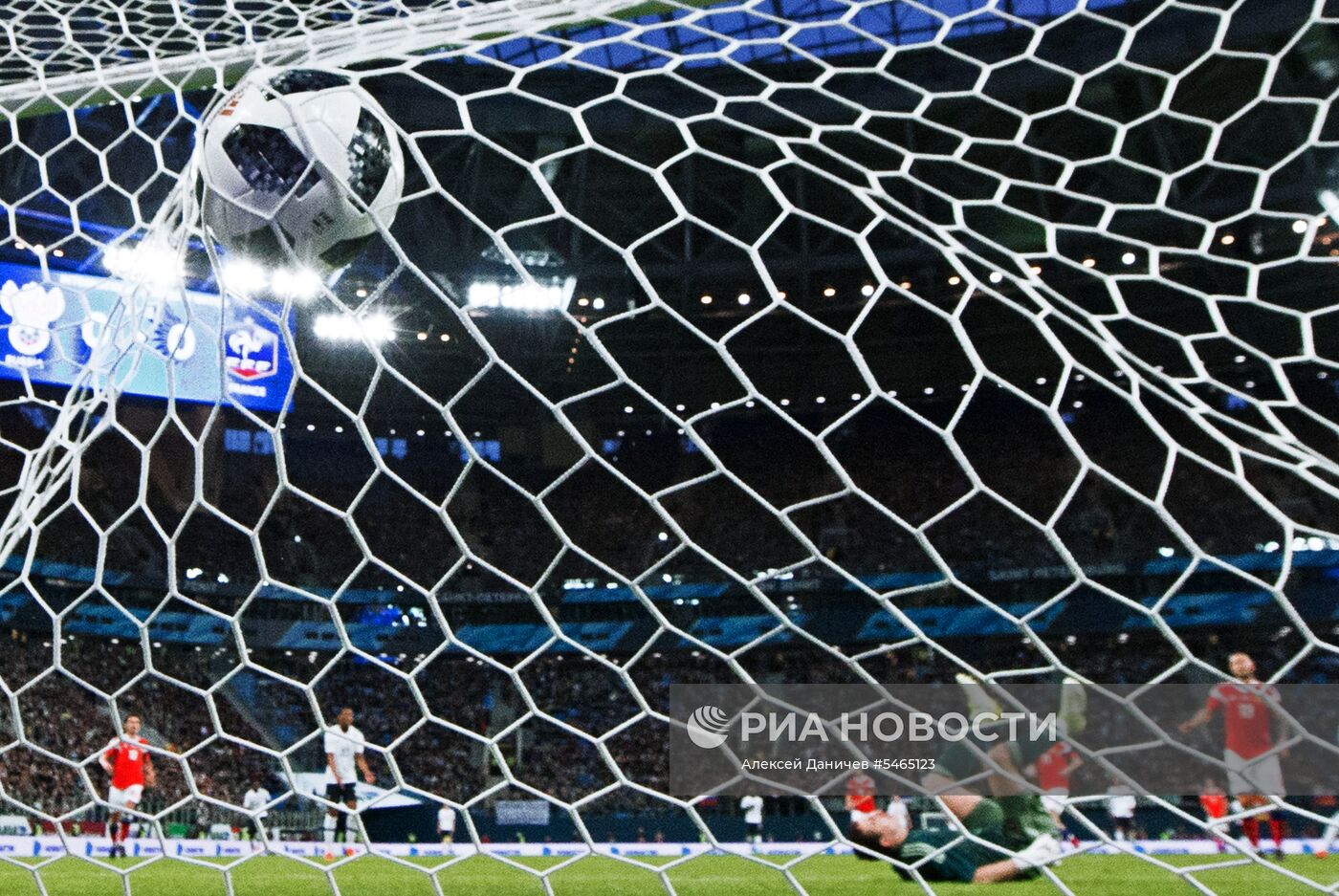 Футбол. Товарищеский матч. Россия - Франция