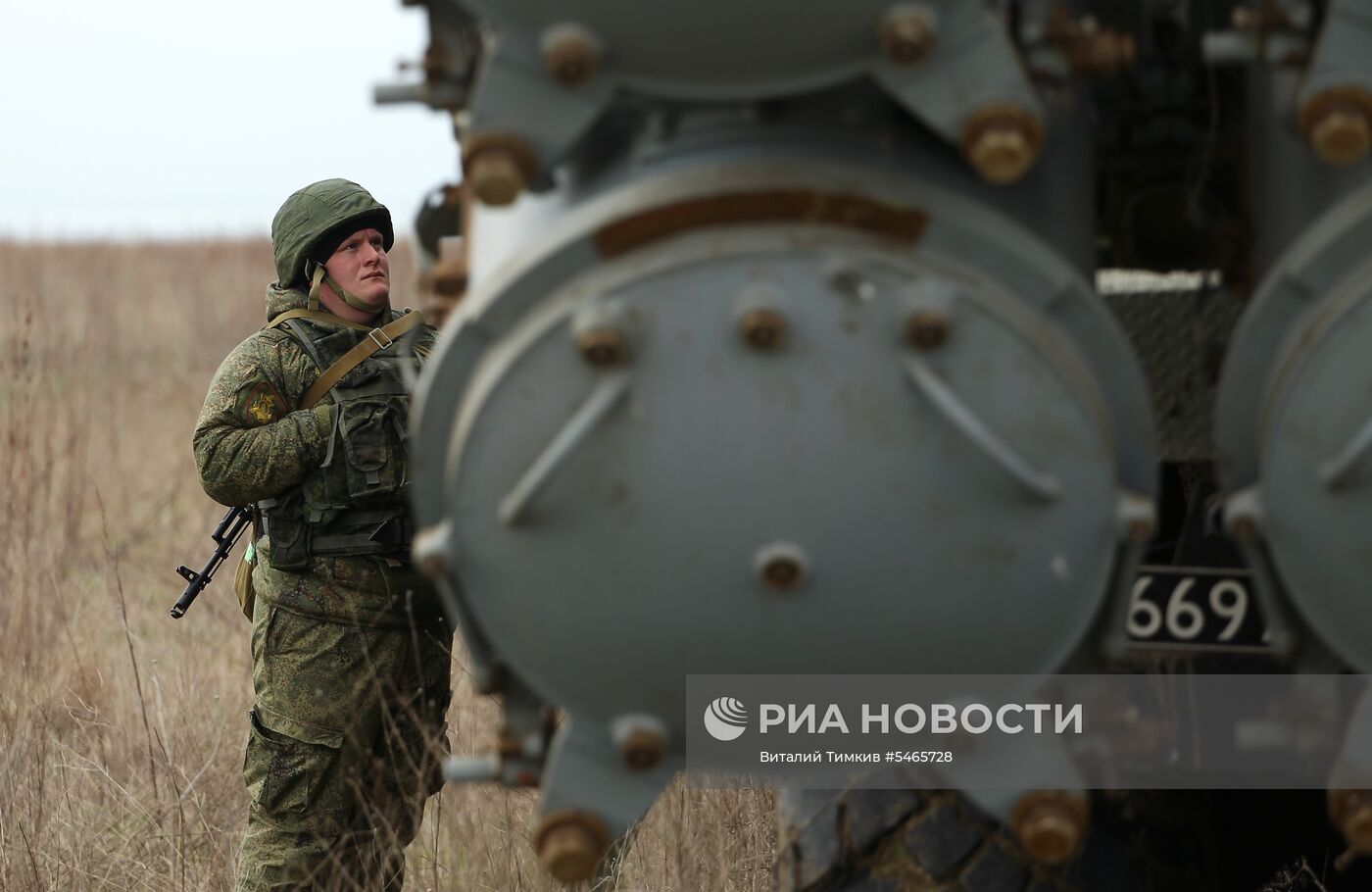 Учения экипажей береговых ракетно-артиллерийских комплексов в Краснодарском крае