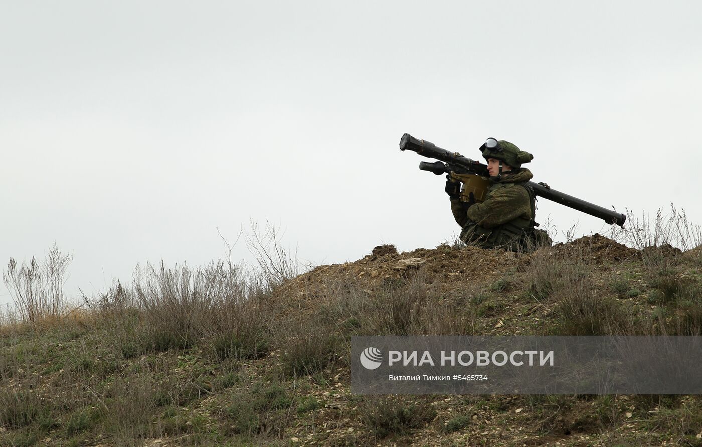 Учения экипажей береговых ракетно-артиллерийских комплексов в Краснодарском крае