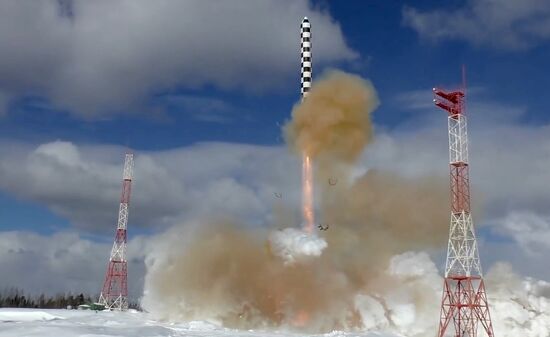 Запуск ракеты «Сармат» с космодрома «Плесецк»