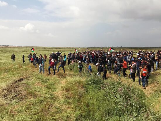 Акции протеста на границе сектора Газа с Израилем
