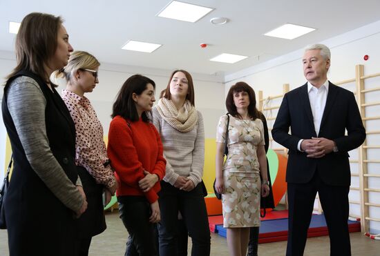 Мэр Москвы С. Собянин посетил школу №2120 в Новой Москве